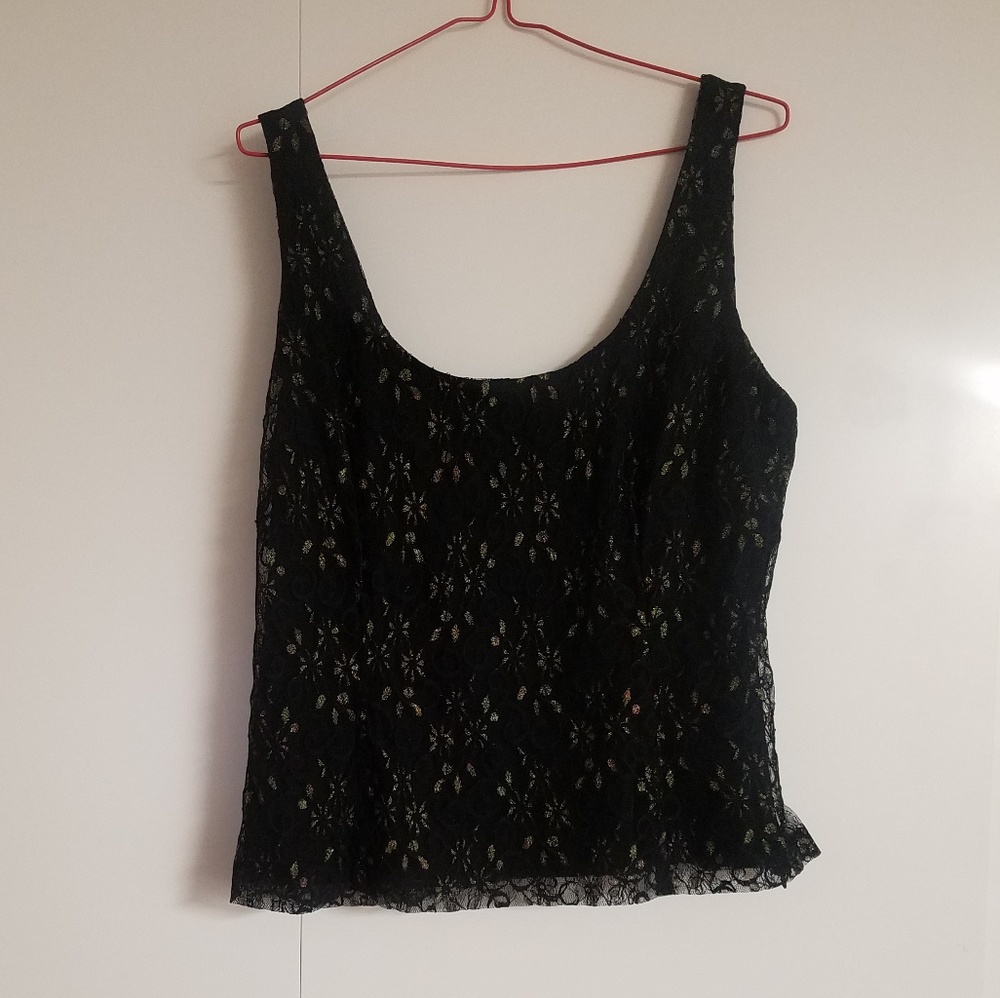 🔴Lace Crop Top - Sandra Darren